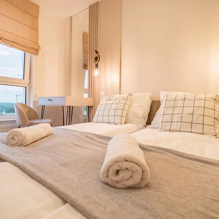 Victory Seaside Apartment