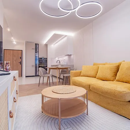 Victory Seaside Apartment *